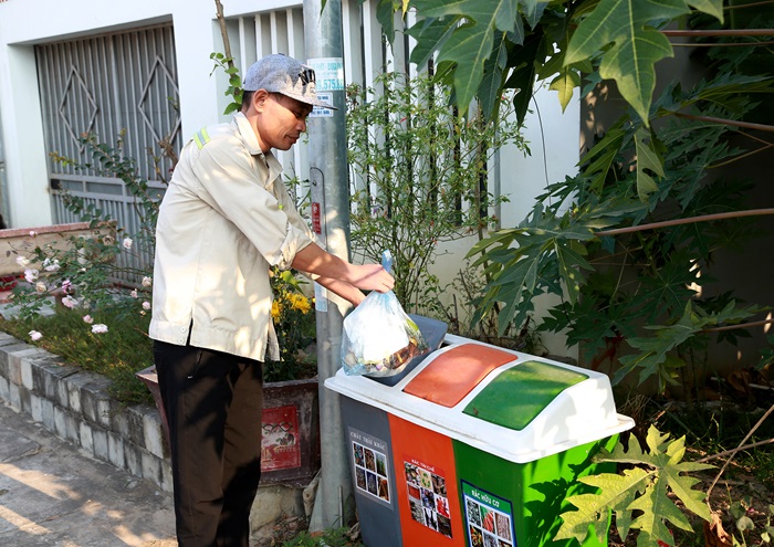Triển khai phân loại chất thải rắn sinh hoạt tại nguồn đồng bộ và thống nhất
