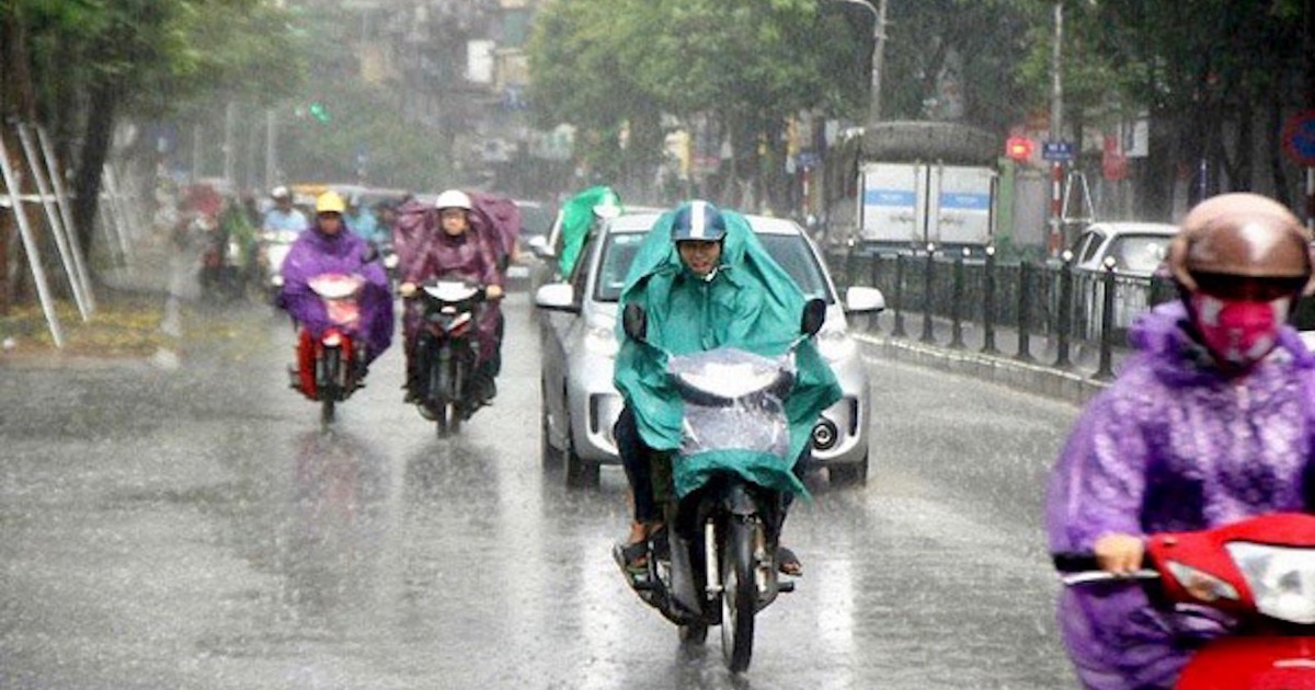 Hà Nội và nhiều địa phương phía Bắc chuẩn bị phương án ứng phó với mưa dông