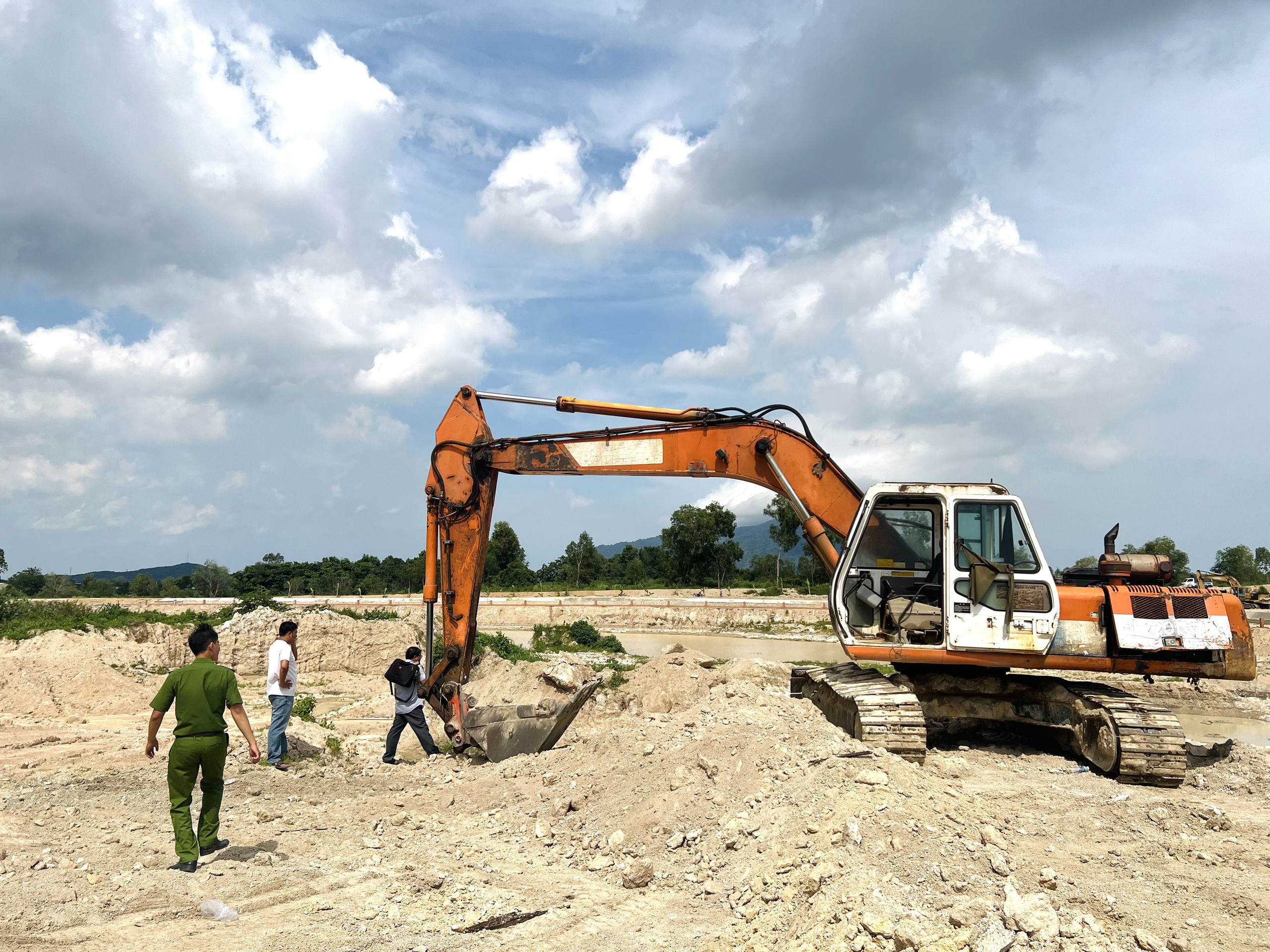 Giám sát chặt chẽ nguồn khoáng sản chưa khai thác Giám sát chặt chẽ nguồn khoáng sản chưa khai thác