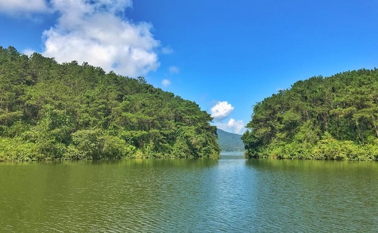 Bảo vệ nguồn nước mặt, ngăn chặn nguy cơ ô nhiễm Bảo vệ nguồn nước mặt, ngăn chặn nguy cơ ô nhiễm