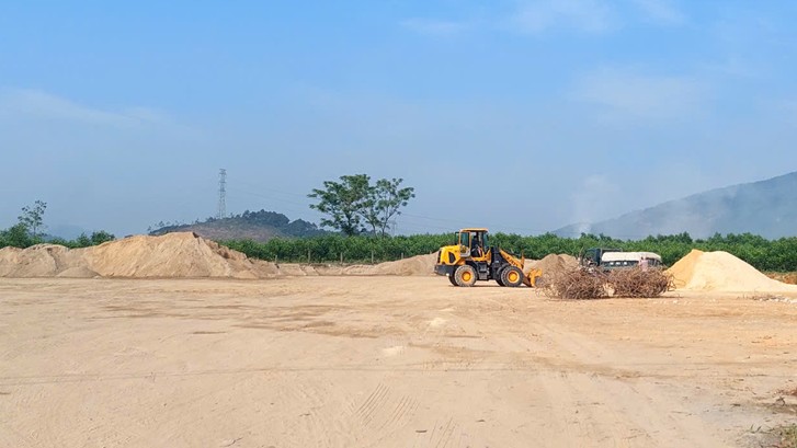 Hà Tĩnh: Cát xây dựng khan hiếm, người dân và doanh nghiệp gặp khó