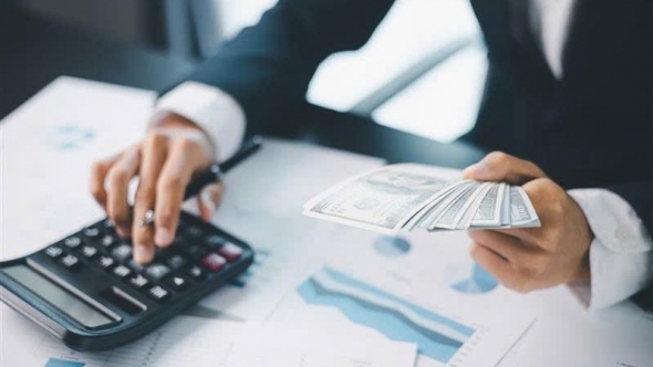 Cười ra nước mắt chuyện lương nhân viên bảo hiểm mỗi tháng mua được một lượng vàng