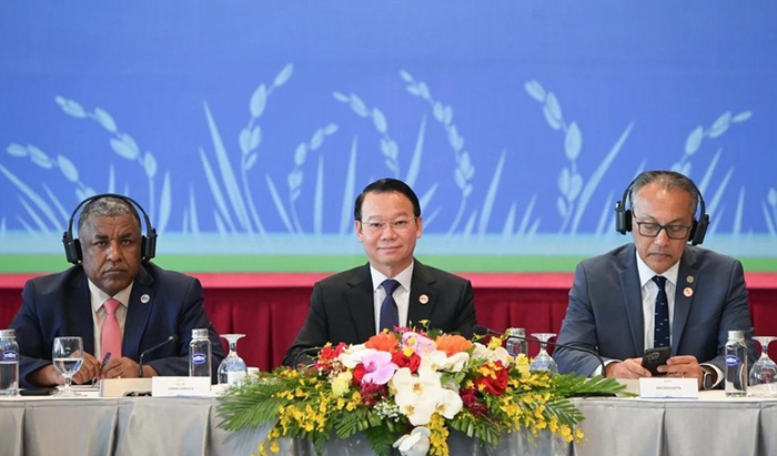 ‘Không thể có một nền nông nghiệp phát triển bền vững nếu tài nguyên thiên nhiên tiếp tục bị đe dọa’ ‘Không thể có một nền nông nghiệp phát triển bền vững nếu tài nguyên thiên nhiên tiếp tục bị đe dọa’