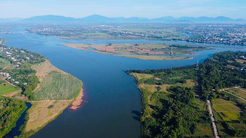 Giảm thiểu ô nhiễm nguồn nước trên lưu vực sông Vu Gia - Thu Bồn Giảm thiểu ô nhiễm nguồn nước trên lưu vực sông Vu Gia - Thu Bồn