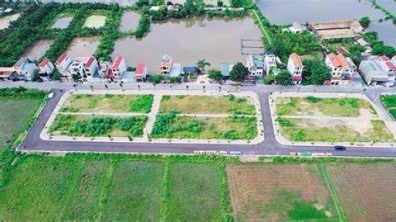 Điểm tin xây dựng - bất động sản ngày 22/4: Đấu giá đất tại Hà Nội và vùng lân cận tiếp tục lập đỉnh