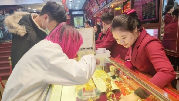 Thủ tướng chỉ thị ổn định thị trường vàng, tiền tệ, ngoại hối