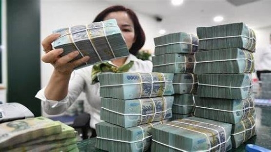 Điểm tin ngân hàng ngày 23/4: Tiền gửi vào ngân hàng đạt 14,62 triệu tỷ đồng, giảm 0,75%