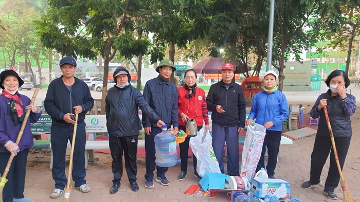 Mô hình khu dân cư “Sáng – Xanh – Sạch - Đẹp” ở phường Phú Diễn Mô hình khu dân cư “Sáng – Xanh – Sạch - Đẹp” ở phường Phú Diễn