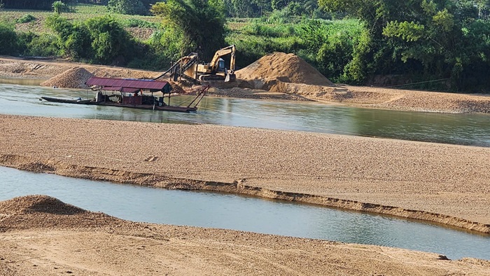 Nghệ An: Thành lập đoàn kiểm tra 53 doanh nghiệp khai thác cát, sỏi Nghệ An: Thành lập đoàn kiểm tra 53 doanh nghiệp khai thác cát, sỏi