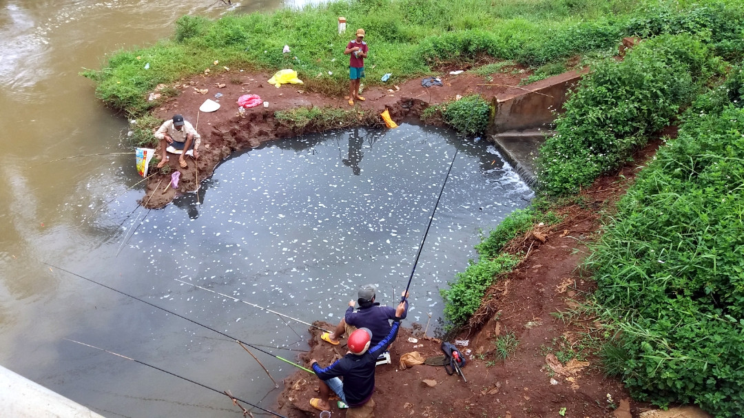Chú trọng đầu tư hệ thống xử lý nước thải tại khu công nghiệp, khu dân cư Chú trọng đầu tư hệ thống xử lý nước thải tại khu công nghiệp, khu dân cư