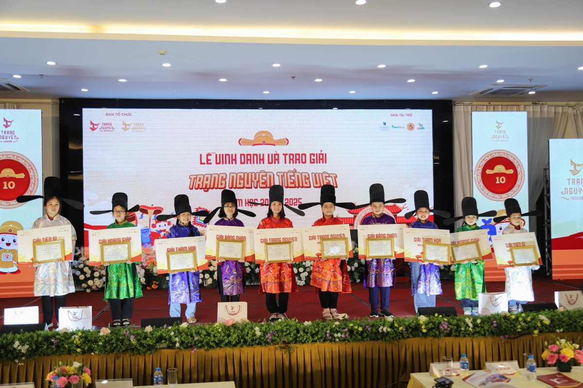 Trạng nguyên Tiếng Việt: Tôn vinh giá trị, ghi nhận hiền tài Trạng nguyên Tiếng Việt: Tôn vinh giá trị, ghi nhận hiền tài