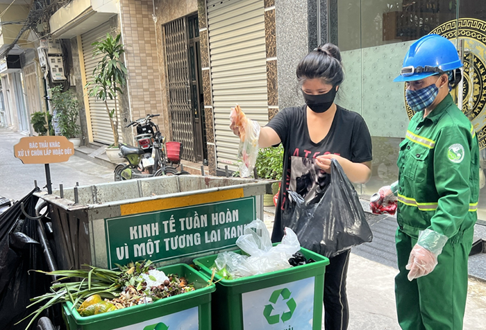 Nâng cao ý thức cộng đồng trong phân loại rác tại nguồn Nâng cao ý thức cộng đồng trong phân loại rác tại nguồn