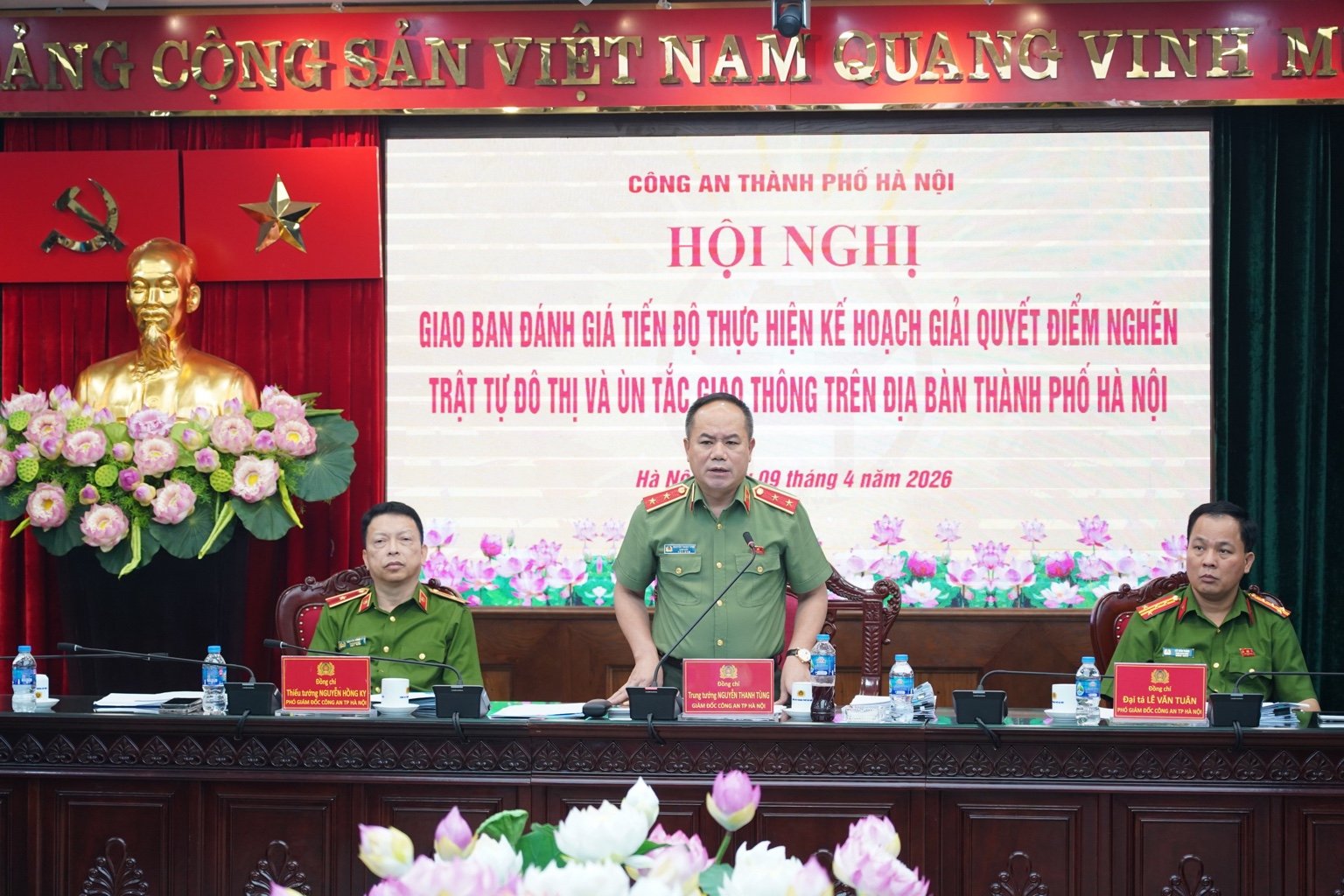 Giải quyết dứt điểm" điểm nghẽn" đô thị và ùn tắc giao thông Thủ đô Giải quyết dứt điểm" điểm nghẽn" đô thị và ùn tắc giao thông Thủ đô