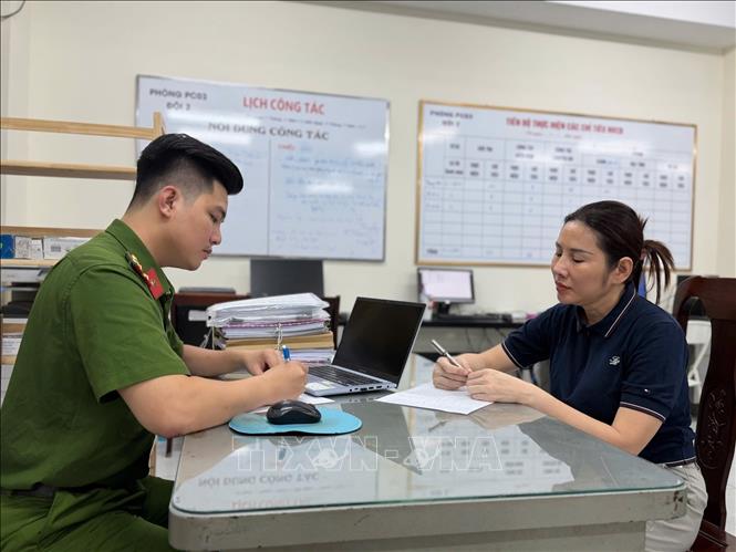 Triệt phá đường dây đổ trái phép hơn 20.000 tấn chất thải