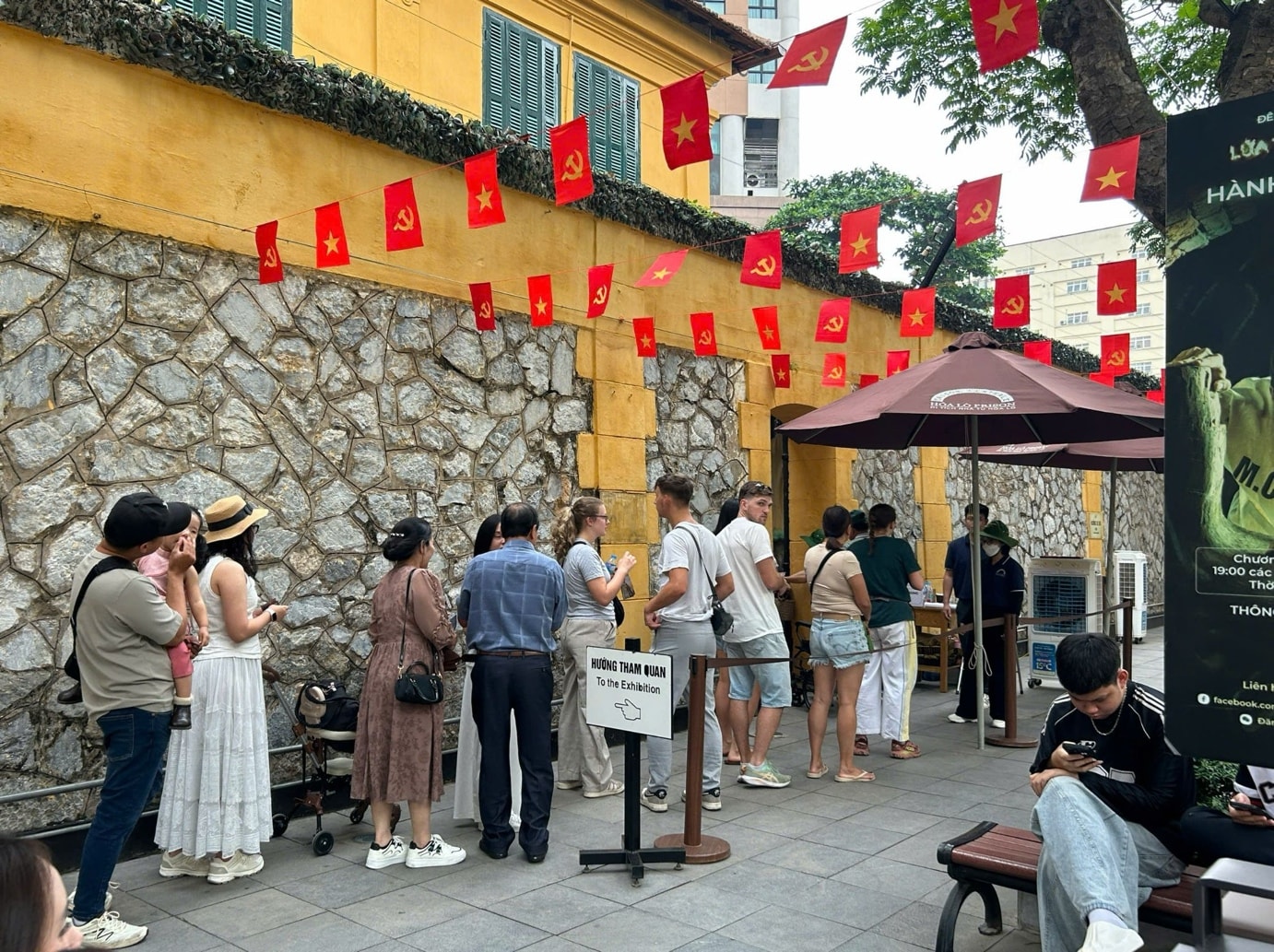 Hà Nội thu hút du khách với điểm đến di sản và "hành trình du lịch xanh" dịp nghỉ lễ