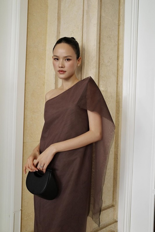 Siêu mẫu Tuyết Lan xác nhận mang bầu con đầu lòng Siêu mẫu Tuyết Lan xác nhận mang bầu con đầu lòng