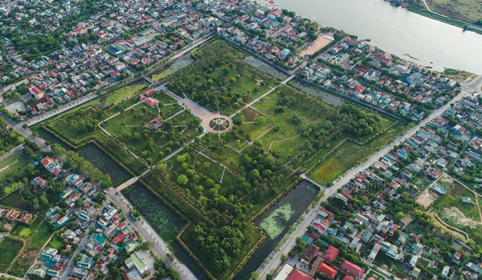 Phát huy giá trị di tích gắn với phát triển du lịch Thành cổ Quảng Trị Phát huy giá trị di tích gắn với phát triển du lịch Thành cổ Quảng Trị