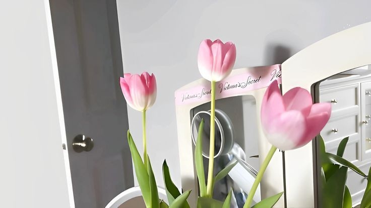 Tử vi vòng quay công nghệ ngày 15/5/2025: Tuổi Dần dễ bị cám dỗ, tuổi Thân nhận tín hiệu tốt