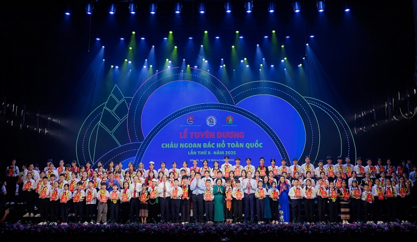 Vinamilk đồng hành cùng thiếu nhi cháu ngoan Bác Hồ hướng đến kỷ niệm 135 năm ngày sinh nhật Bác