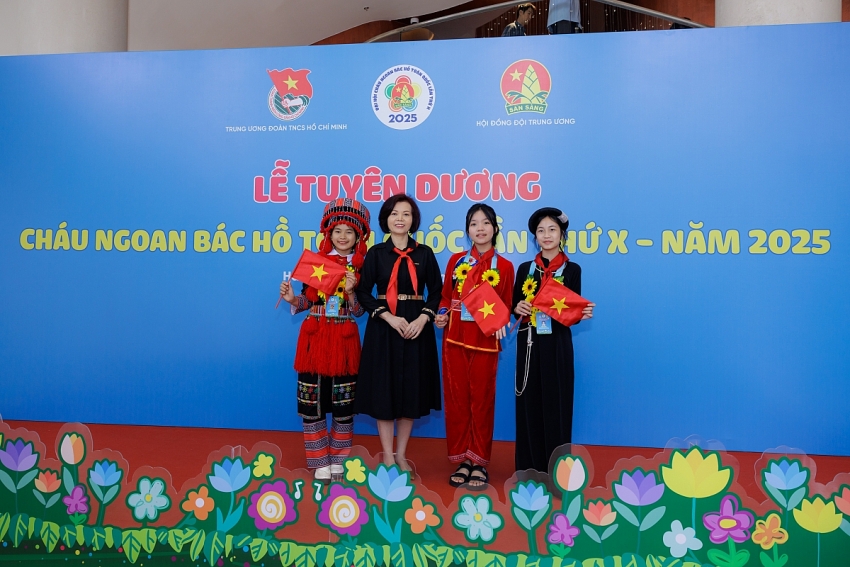 Vinamilk đồng hành cùng thiếu nhi cháu ngoan Bác Hồ hướng đến kỷ niệm 135 năm ngày sinh nhật Bác