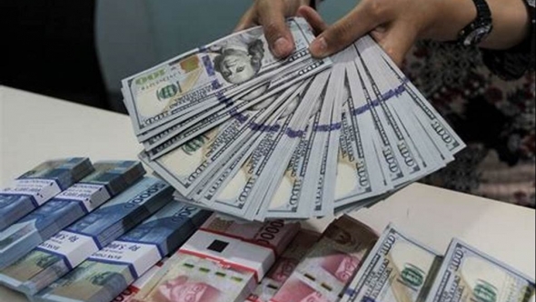 Điểm tin ngân hàng ngày 21/5: Mua bán USD trái phép có thể bị phạt tới 100 triệu đồng