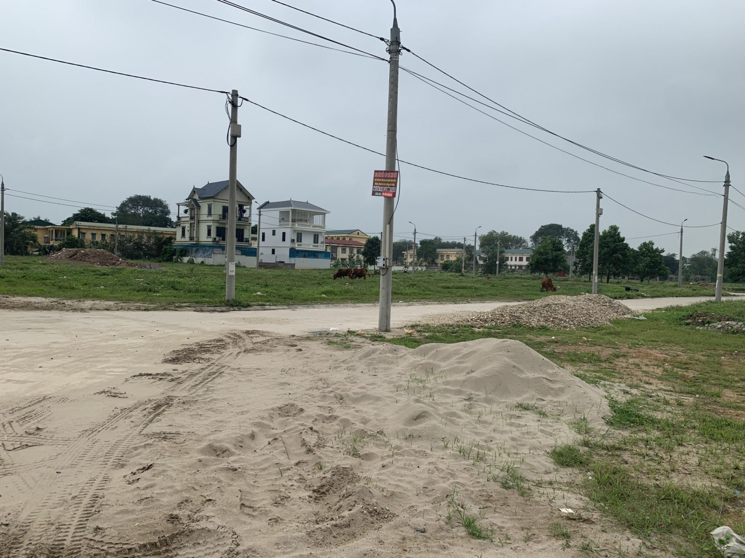 Điểm tin xây dựng - bất động sản ngày 27/5: Thạch Thất (Hà Nội) đấu giá đất lên tới gần 181 triệu đồng/m²