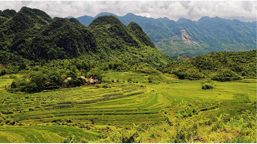 Phát triển du lịch sinh thái bền vững tại Khu bảo tồn thiên nhiên Pù Hu
