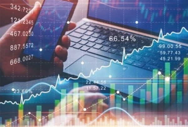 Thị trường chứng khoán ngày 4/5: VN-Index  giằng co vùng đỉnh, áp lực chốt lời gia tăng