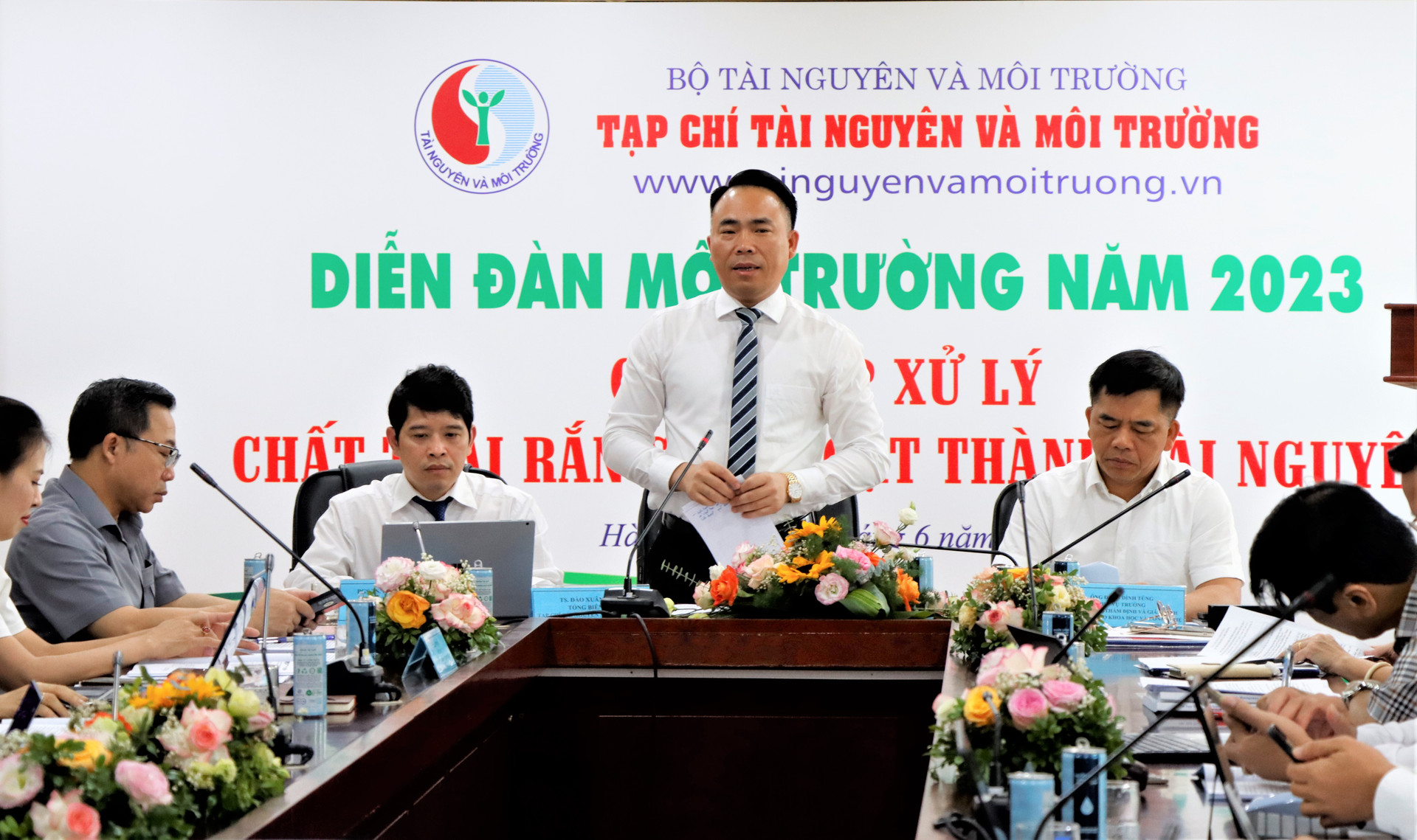 Xử lý chất thải rắn sinh hoạt thành tài nguyên Xử lý chất thải rắn sinh hoạt thành tài nguyên