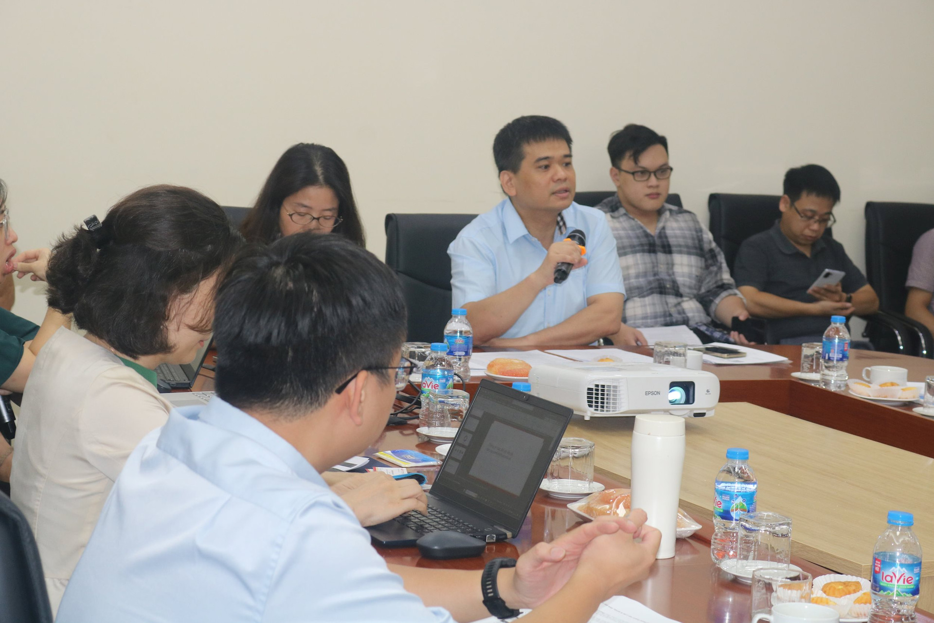 Phát triển năng lượng tái tạo - nghiên cứu kinh nghiệm quốc tế