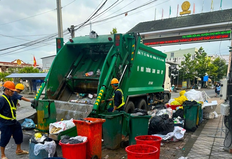 An Giang phấn đấu thu gom, xử lý 80% lượng rác thải khu vực nông thôn An Giang phấn đấu thu gom, xử lý 80% lượng rác thải khu vực nông thôn