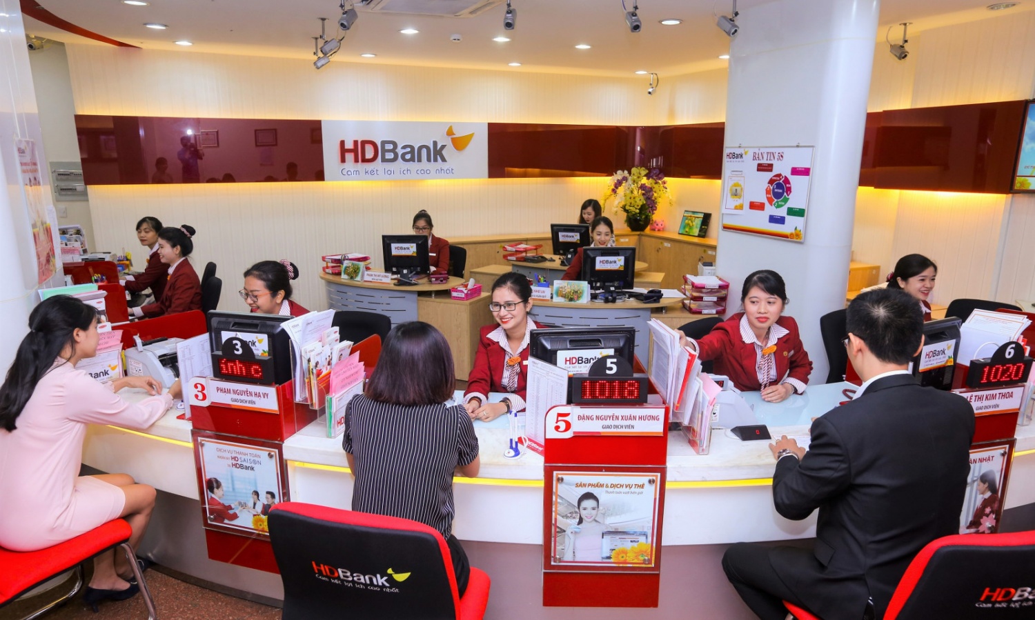Điểm tin ngân hàng ngày 13/6: HDBank dẫn đầu hệ thống ngân hàng về hiệu quả sinh lời trên vốn chủ Điểm tin ngân hàng ngày 13/6: HDBank dẫn đầu hệ thống ngân hàng về hiệu quả sinh lời trên vốn chủ