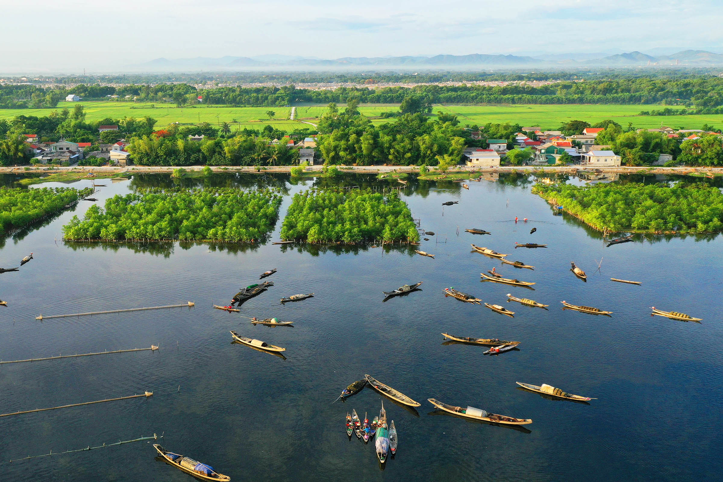 Nâng cao năng lực ứng phó biến đổi khí hậu khu vực ven biển Huế Nâng cao năng lực ứng phó biến đổi khí hậu khu vực ven biển Huế