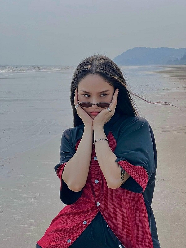 Cuộc sống độc thân, giàu có của Miu Lê ở tuổi 33 Cuộc sống độc thân, giàu có của Miu Lê ở tuổi 33