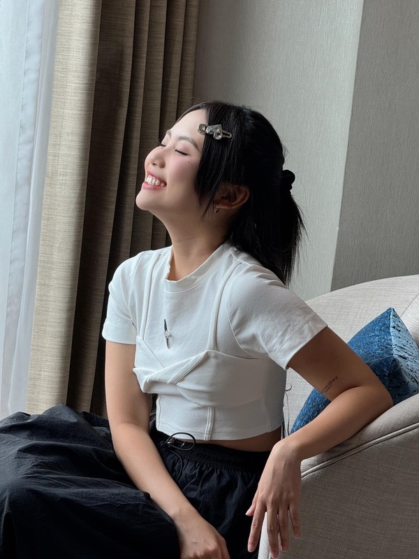 Thanh Hương “thả thính”, Hà Anh trở lại với công việc sau sinh