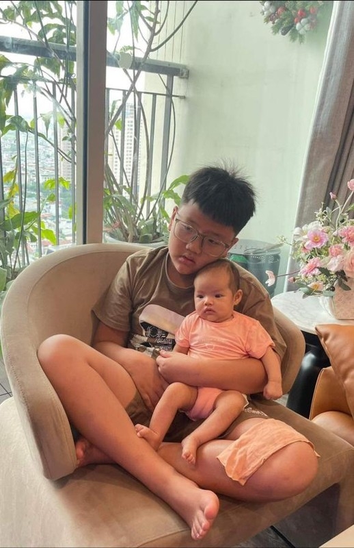 Thanh Hương “thả thính”, Hà Anh trở lại với công việc sau sinh