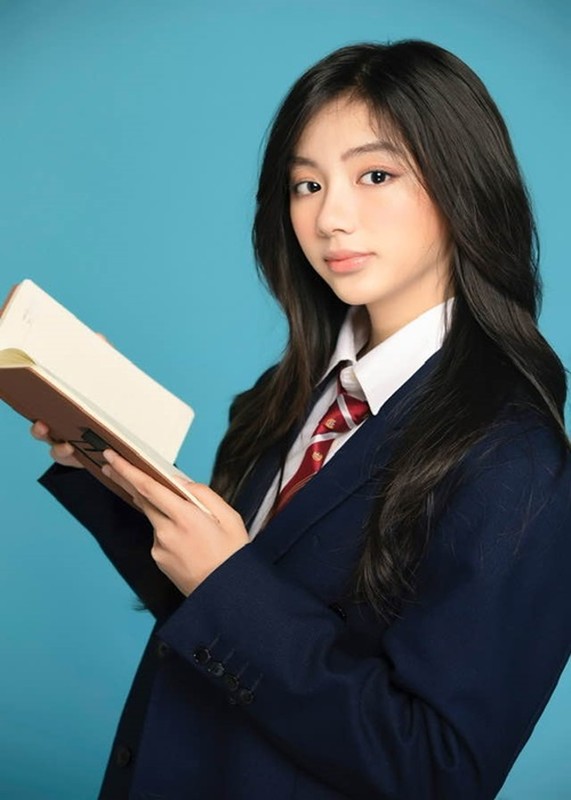 Con gái Hoa hậu Ngọc Diễm 14 tuổi xinh đẹp, du học Mỹ Con gái Hoa hậu Ngọc Diễm 14 tuổi xinh đẹp, du học Mỹ