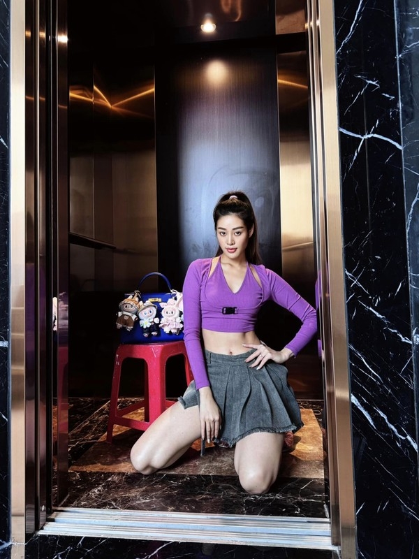 Kỳ Duyên khoe dáng thon, Mai Phương Thuý mặc gợi cảm lộ vòng eo