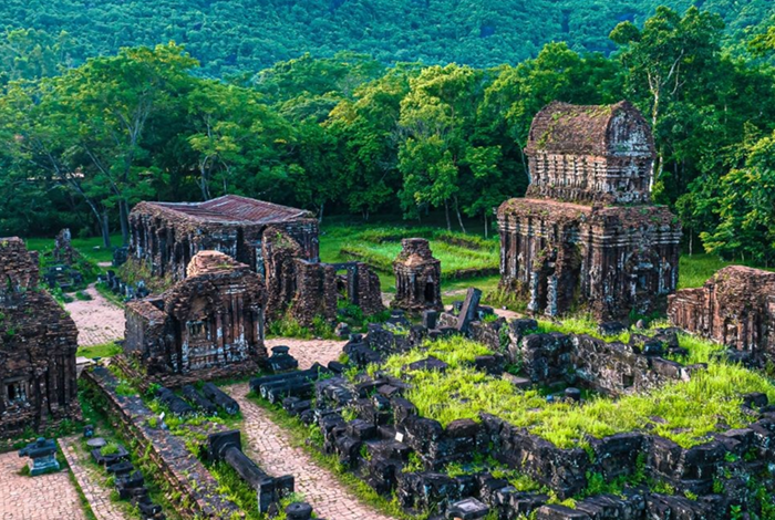 Hình thành chuỗi sản phẩm du lịch kết hợp phòng hộ và bảo vệ môi trường ở đền tháp Mỹ Sơn Hình thành chuỗi sản phẩm du lịch kết hợp phòng hộ và bảo vệ môi trường ở đền tháp Mỹ Sơn