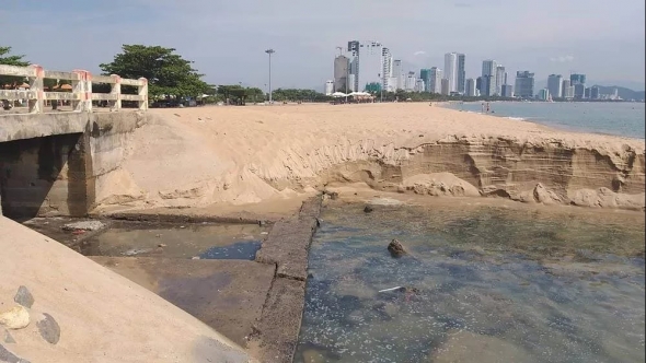 Khánh Hòa xử lý dứt điểm tình trạng nước thải chảy ra vịnh Nha Trang