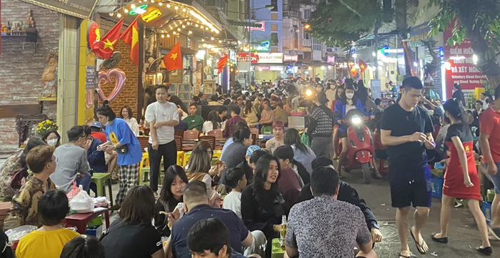 Hà Nội sẽ thí điểm mô hình kinh tế đêm với kỳ vọng tăng 2-3% nguồn thu Hà Nội sẽ thí điểm mô hình kinh tế đêm với kỳ vọng tăng 2-3% nguồn thu