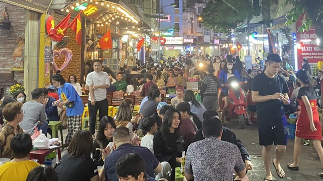 Hà Nội sẽ thí điểm mô hình kinh tế đêm với kỳ vọng tăng 2-3% nguồn thu