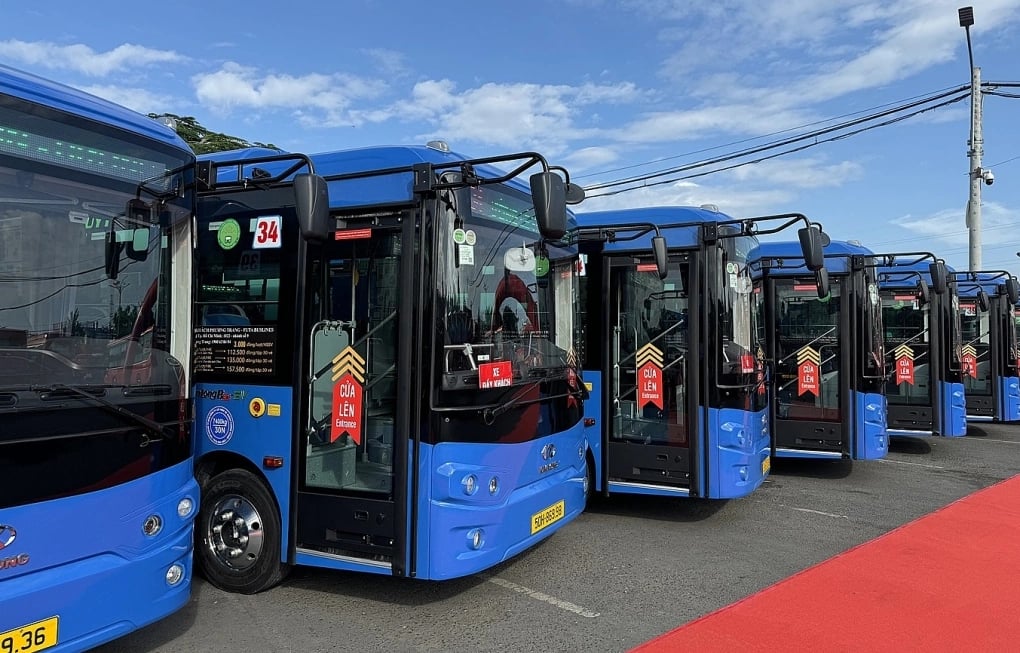 Thành phố Hồ Chí Minh đẩy mạnh chuyển đổi xe buýt sử dụng điện, năng lượng xanh