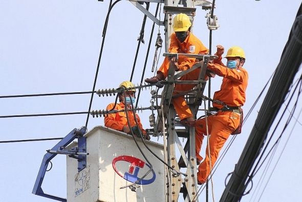 Hoàn thiện hạ tầng lưới điện truyền tải phục vụ phát triển kinh tế-xã hội