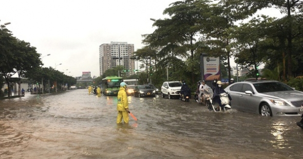 Hà Nội đẩy mạnh đầu tư hạ tầng thoát nước, hướng tới giải quyết ngập úng bền vững