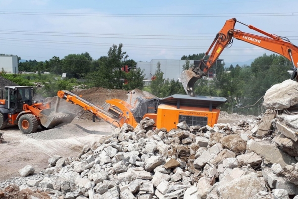 Hà Nội tăng cường quản lý, thúc đẩy tái chế chất thải rắn xây dựng