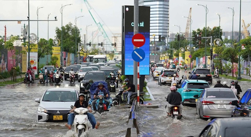 TP. HCM kích hoạt các biện pháp tiêu thoát nước, phòng chống úng ngập