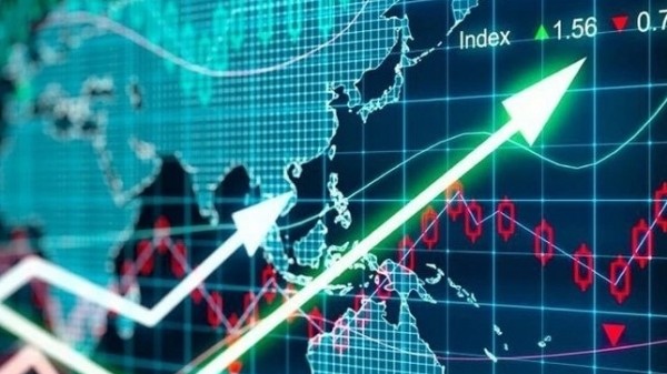 Tin nhanh chứng khoán ngày 19/8: Tiếp đà hưng phấn, VN Index vượt mốc 1.260 điểm