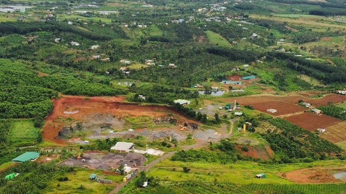Khẩn trương hoàn thiện Dự án Luật Địa chất và khoáng sản, Luật Đất đai (sửa đổi)