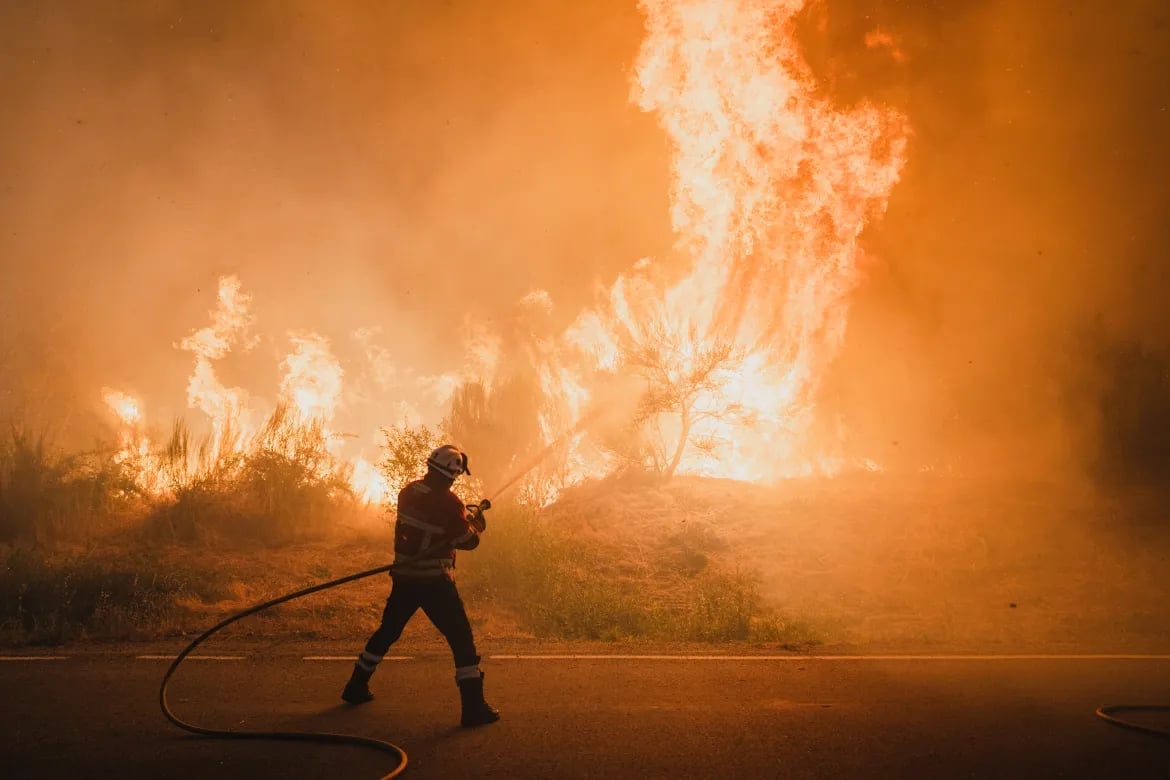 Tây Ban Nha nỗ lực dập tắt hoàn toàn các đám cháy rừng